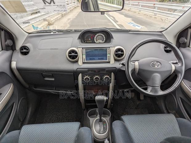 Toyota IST 2006 Silver