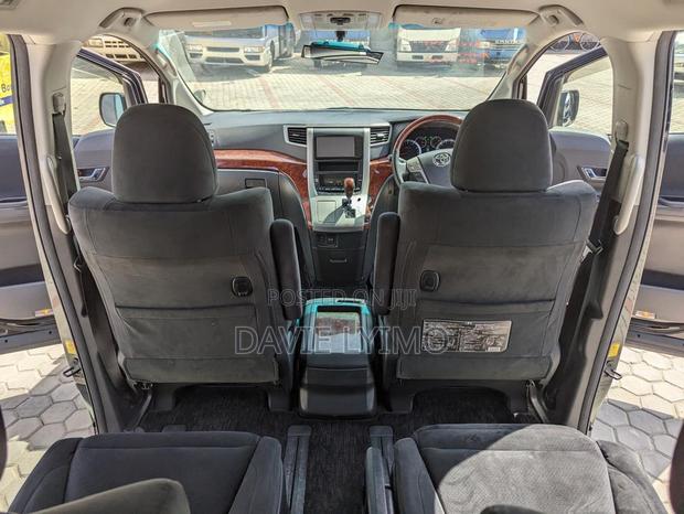 Toyota Alphard 2010 Black