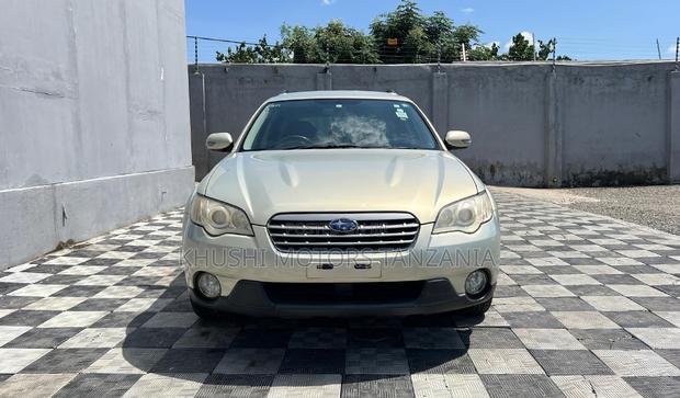 Subaru Outback 2008 Gold
