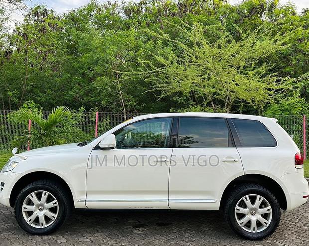 Volkswagen Touareg 2008 White