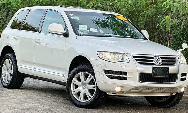Volkswagen Touareg 2008 White