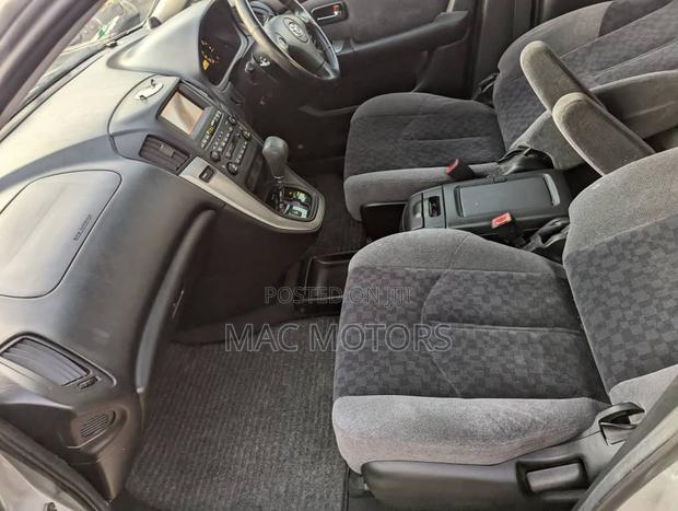 Toyota Harrier 2.4 16V 2001 Silver