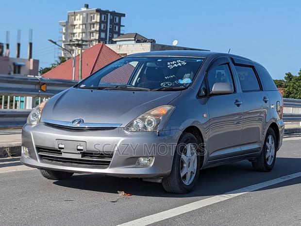 Toyota Wish 2007 Gray