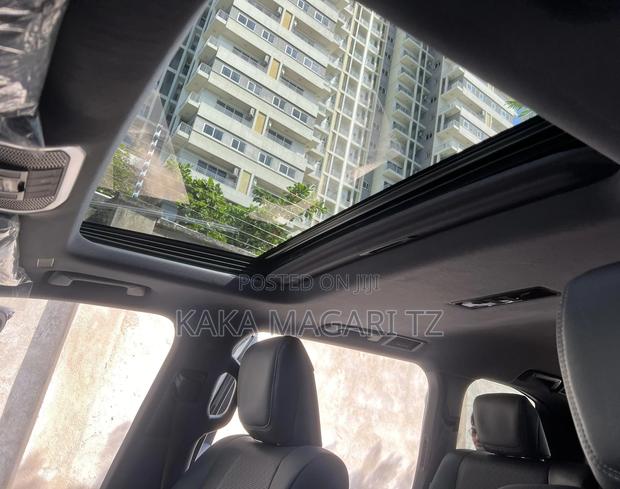 Toyota Land Cruiser 2023 White