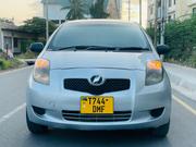 Toyota Vitz 2006 Silver for sale