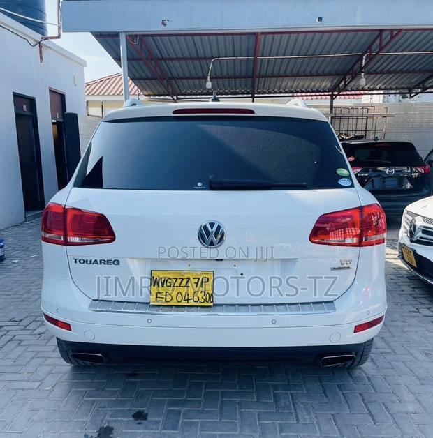Volkswagen Touareg 2014 White
