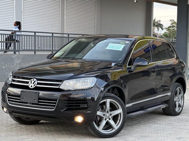 Volkswagen Touareg 2013 Black