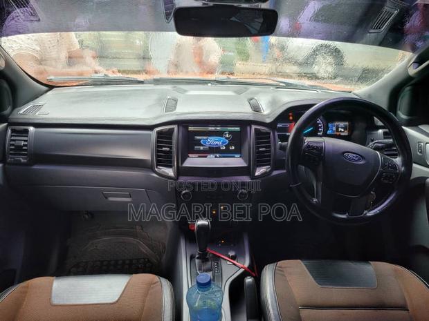 Ford Ranger 2018 Orange