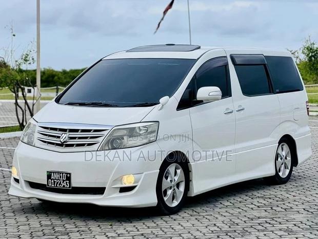 Toyota Alphard 2007 White