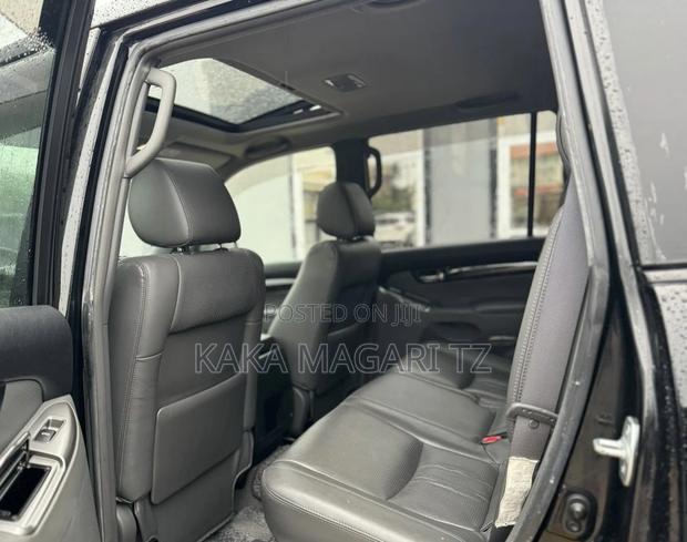 Toyota Land Cruiser Prado 2007 Black