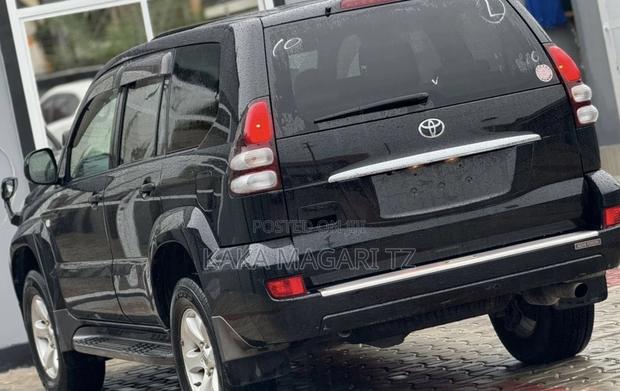 Toyota Land Cruiser Prado 2007 Black