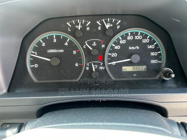 Toyota Land Cruiser 2010 White