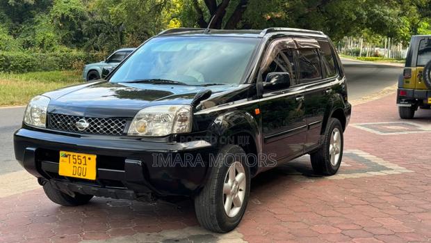 Nissan X-Trail 2005 Black