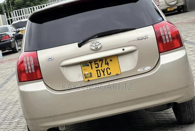 Toyota Corolla RunX 2003 Gold