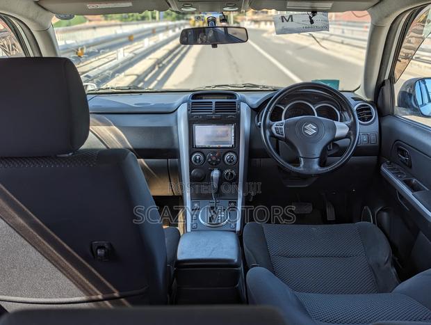 Suzuki Escudo 2007 Off white