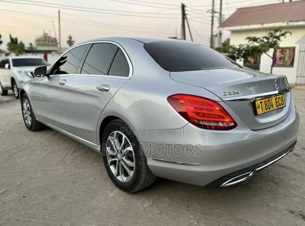 Mercedes-Benz C220 2014 Silver