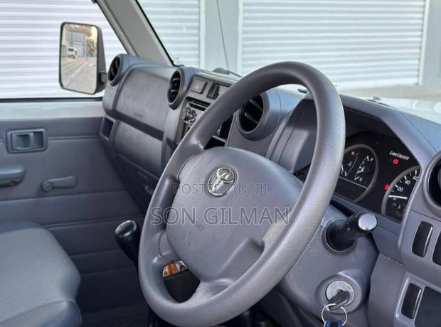 Toyota Land Cruiser 2015 Pearl