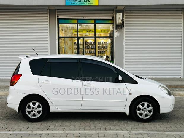 Toyota Corolla Spacio 2003 White