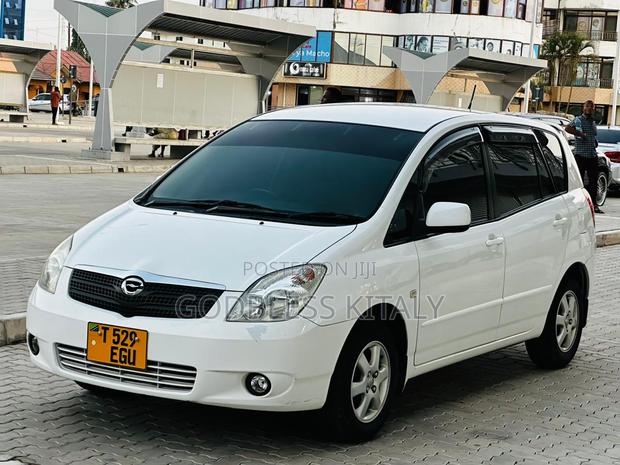 Toyota Corolla Spacio 2003 White