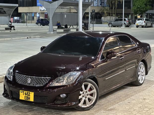 Toyota Crown 2008 Purple