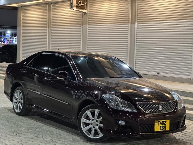 Toyota Crown 2008 Purple
