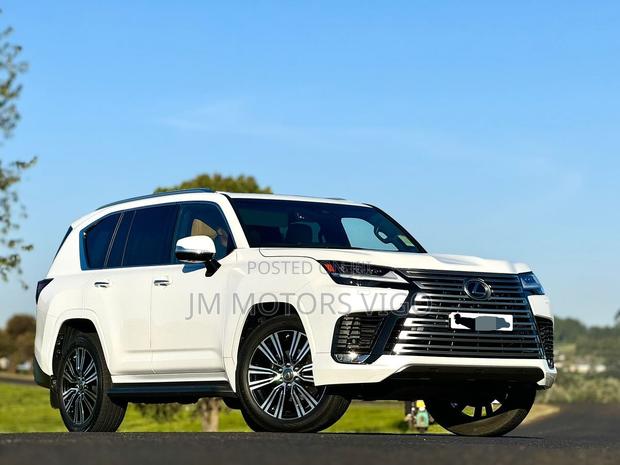 Lexus LX 2023 Pearl
