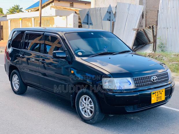 Toyota Probox 2004 Black