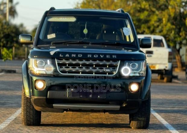 Land Rover Discovery 2013 Green