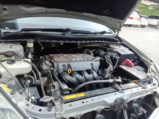 Toyota Allion 2004 Silver