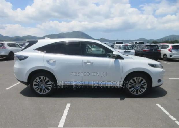 Toyota Harrier 2.0 2014 Pearl