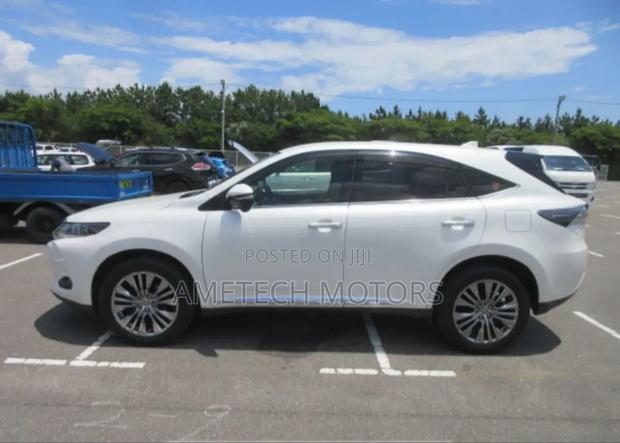 Toyota Harrier 2.0 2014 Pearl