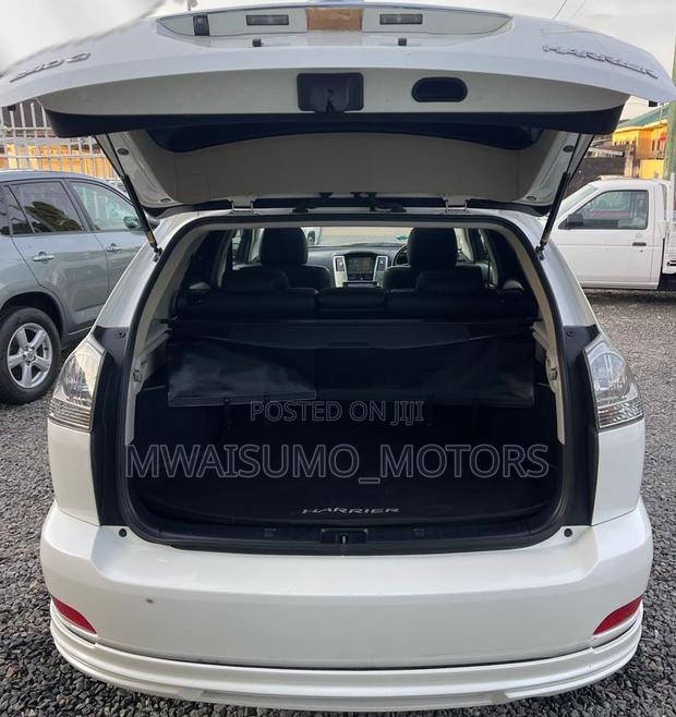 Toyota Harrier 2007 White