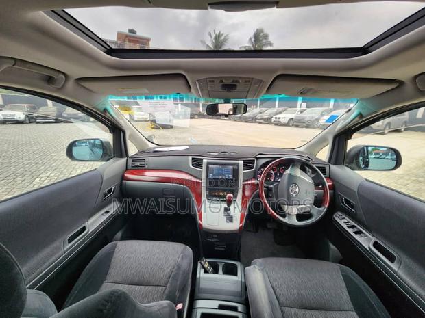 Toyota Alphard 2010 Black