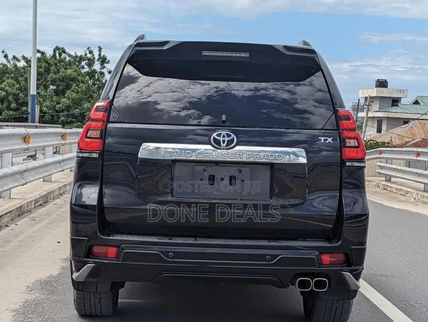 Toyota Land Cruiser Prado 2021 Black