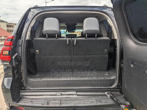 Toyota Land Cruiser Prado 2021 Black
