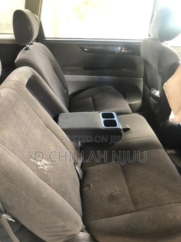 Toyota Ipsum 240i Limited 4WD 2002 White