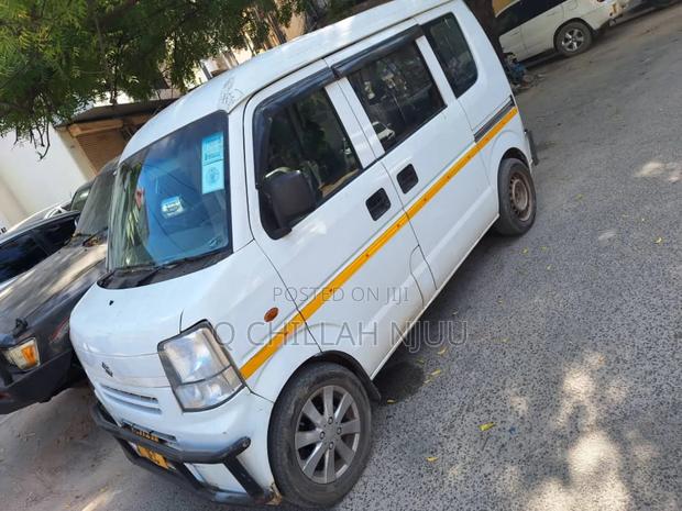Suzuki Every Wagon 1998 White