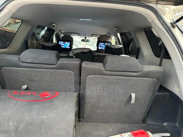 Toyota Wish 2010 Gray
