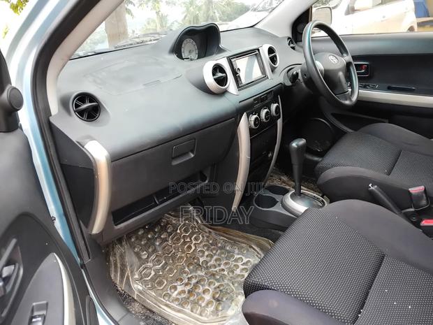 Toyota IST 2004 Blue