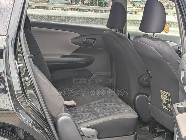 Toyota Wish 2012 Gray