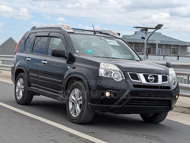 Nissan X-Trail 2011 Black