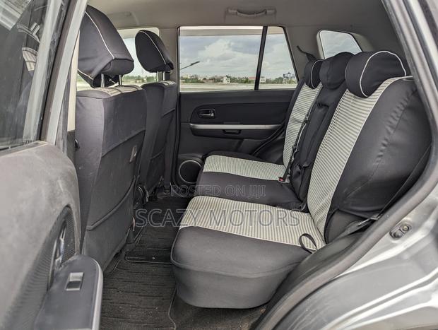 Suzuki Escudo 2008 Gray
