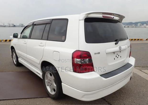 Toyota Kluger 2005 Pearl