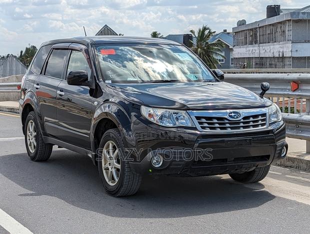 Subaru Forester 2011 Black