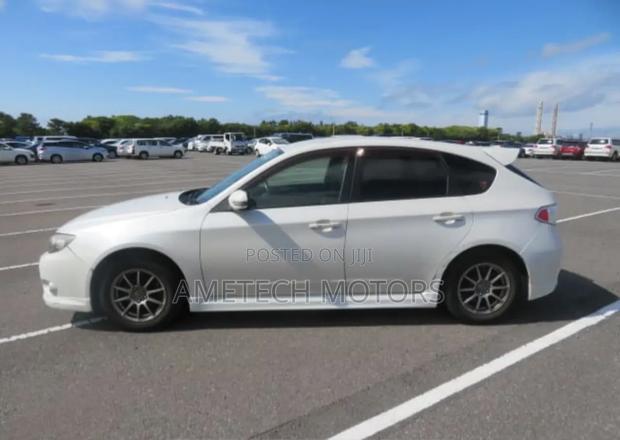 Subaru Impreza 1.5 2011 Pearl