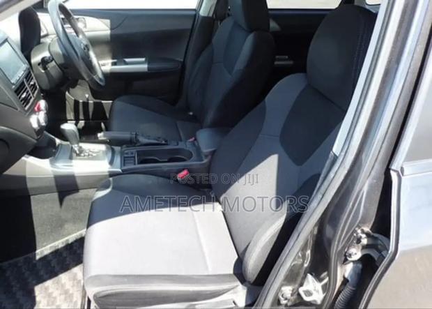 Subaru Impreza 2.0 2009 Gray