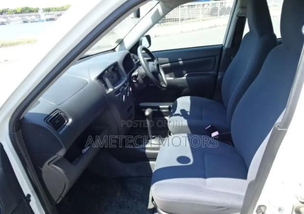 Toyota Probox 1.5 DX Comfort 4WD 2009 White