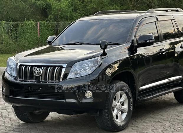 Toyota Land Cruiser Prado 2014 Black