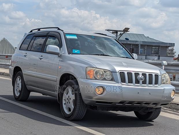 Toyota Kluger 2003 Silver