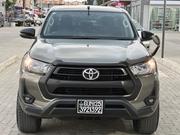 Toyota Hilux 2020 Gold for sale